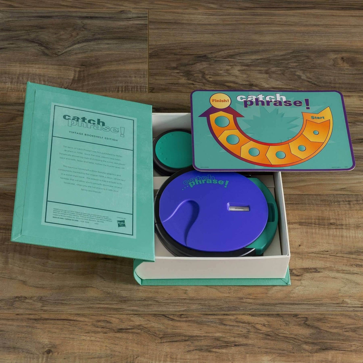 Catch Phrase - Vintage Bookshelf Edition -