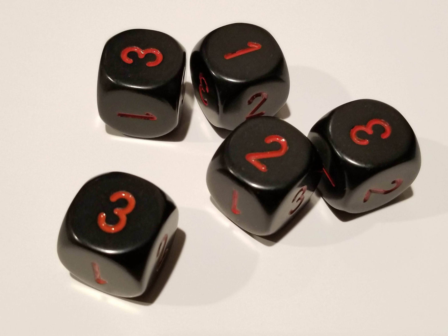 Opaque 16mm d3 (d6 w/1-2-3 twice) Black/red (sold per piece) -