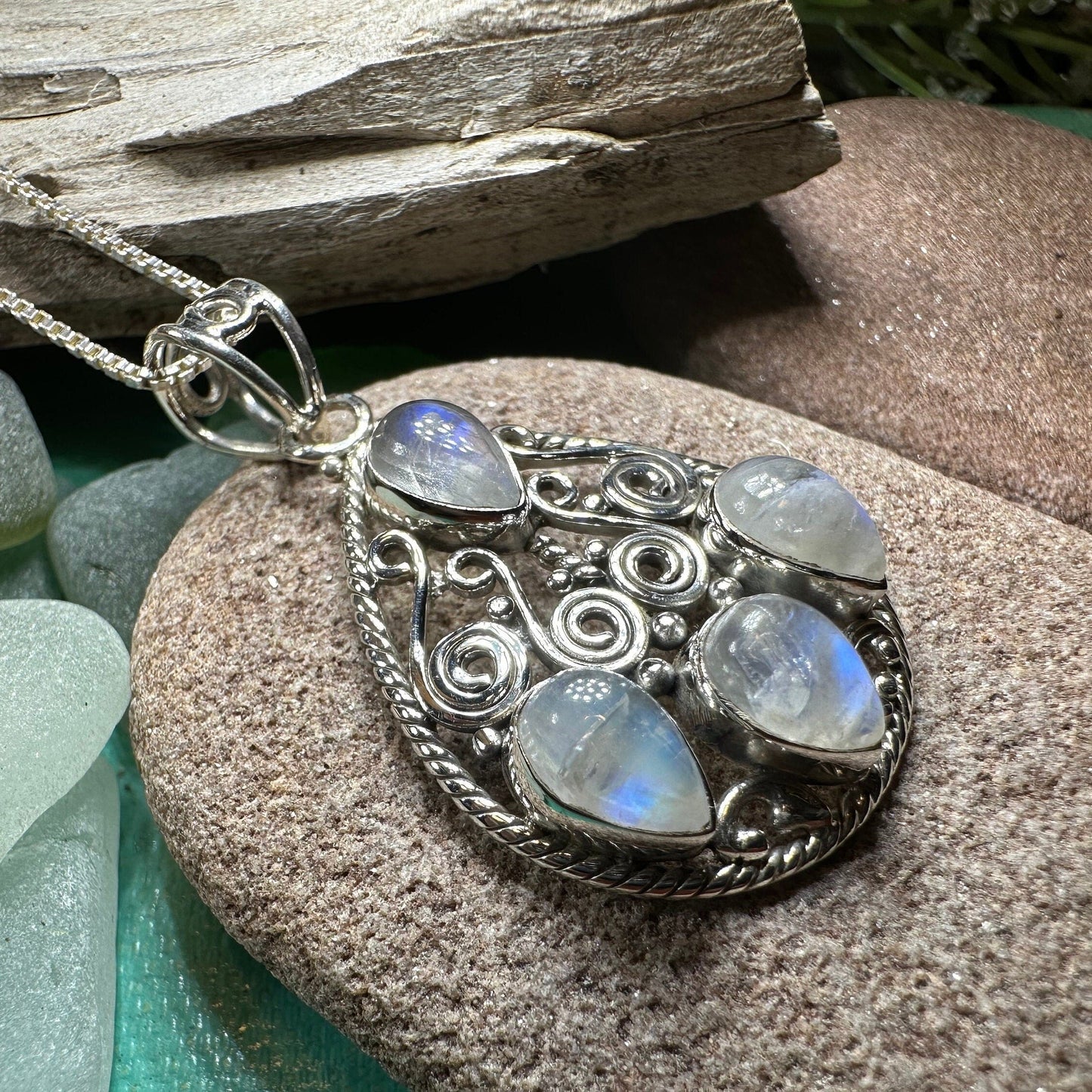 Sechnall Celtic Spiral Necklace