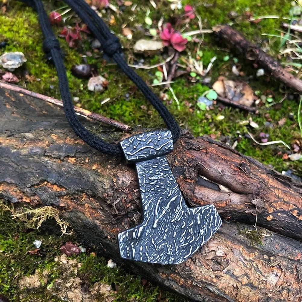 Vikings Thors Mjolnir Stainless Steel Pendant -