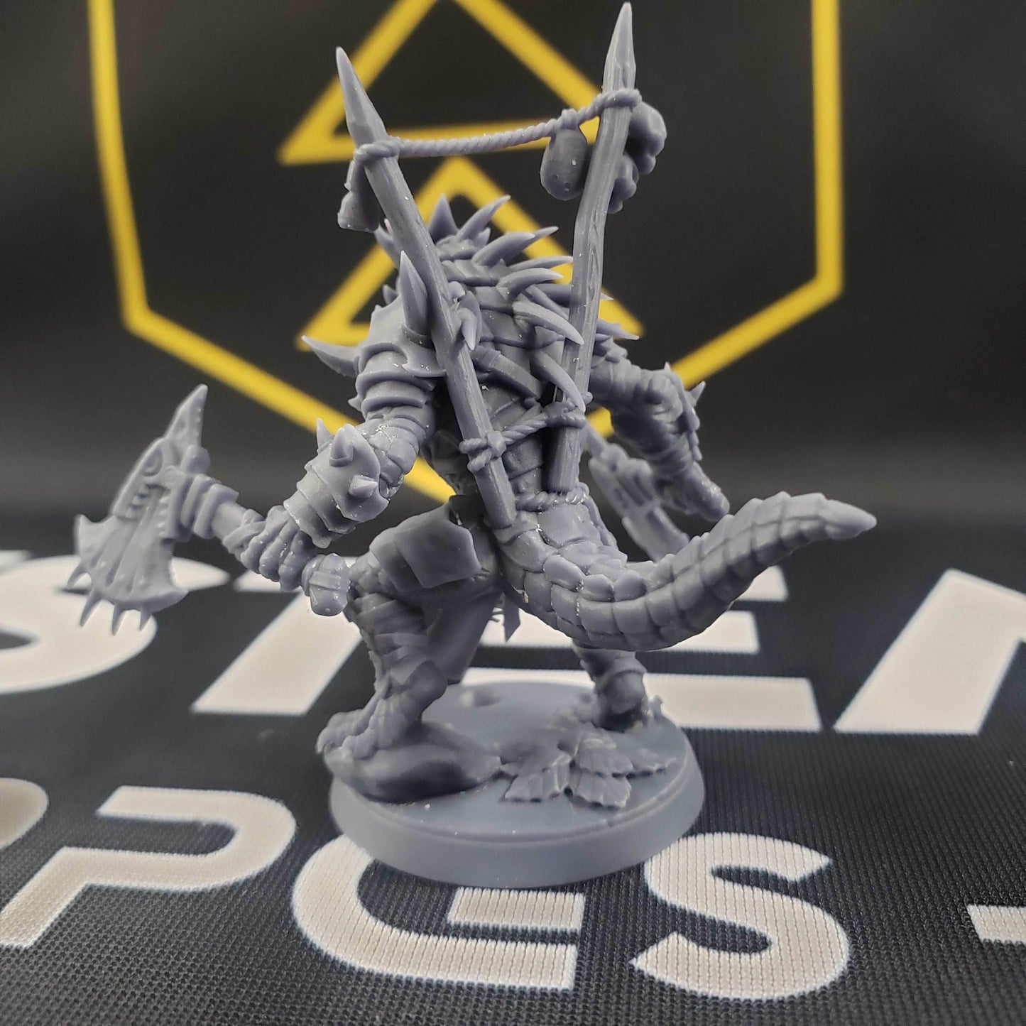 Zarrkan Bloodjaw (Male Lizardfolk Warlord) -