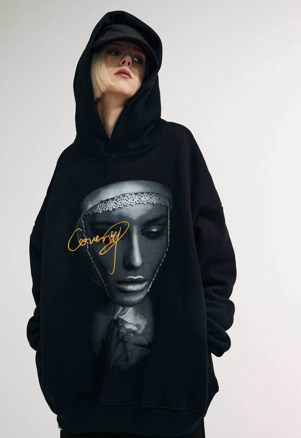 Diana The Evil Mistress Hoodie - S