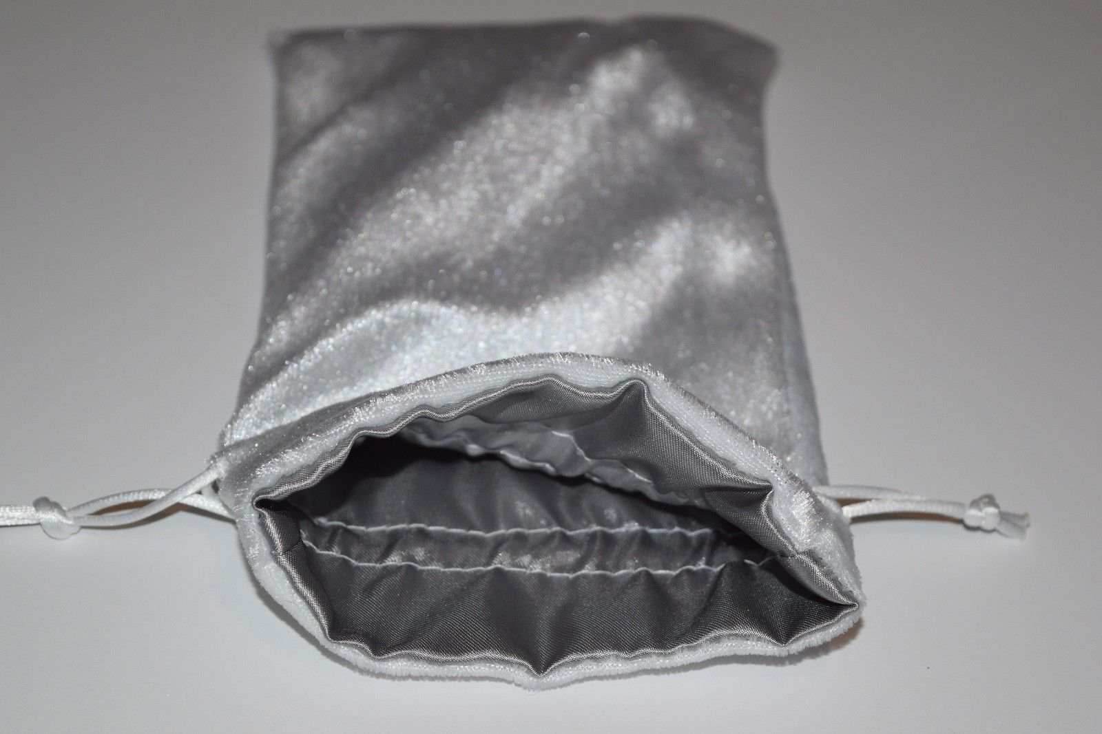 Large White Velvet Gift Bag Game Dice Bag w/ Grey Velvet Lining Counter Pouch - 