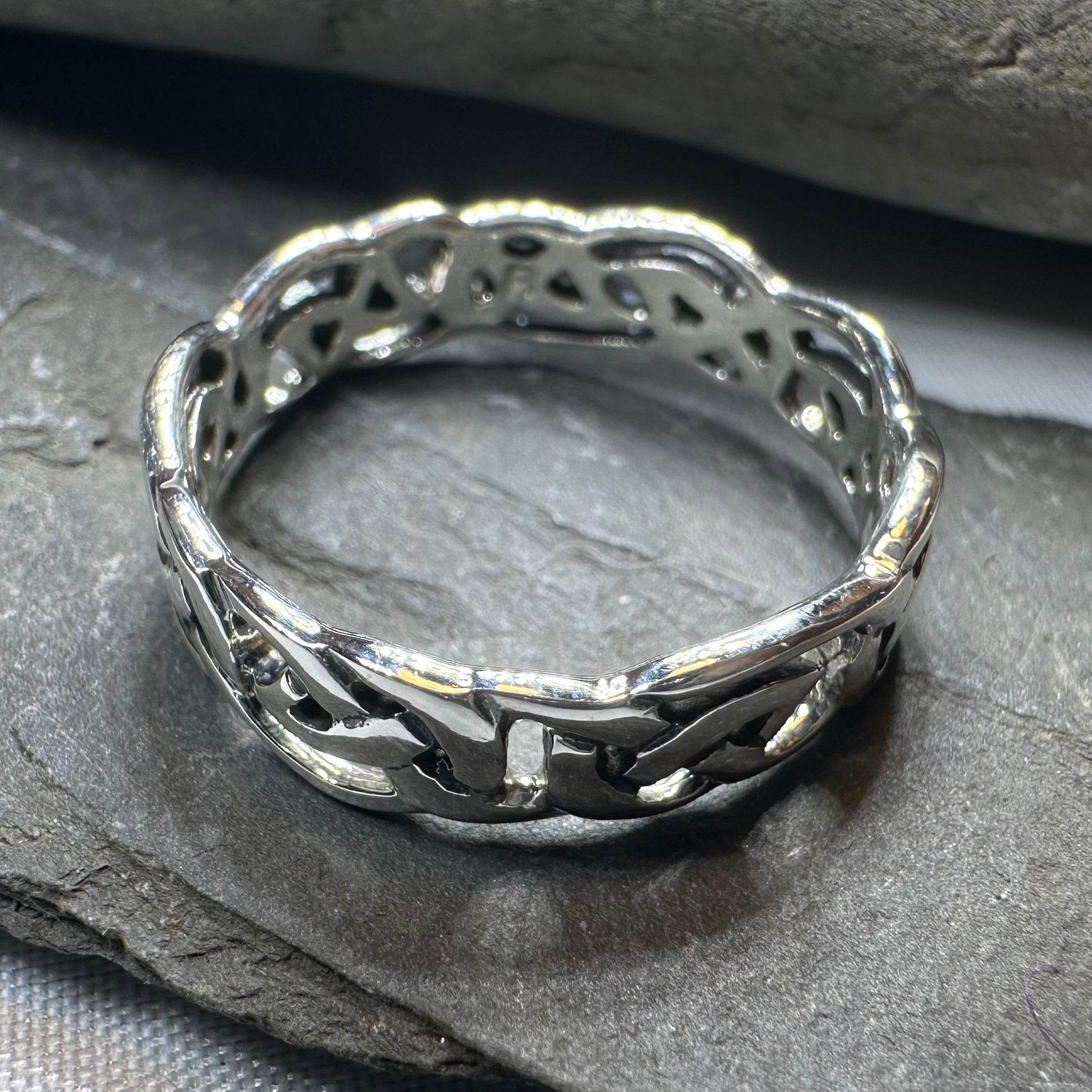 Celtic Sweet Heart Ring - 7