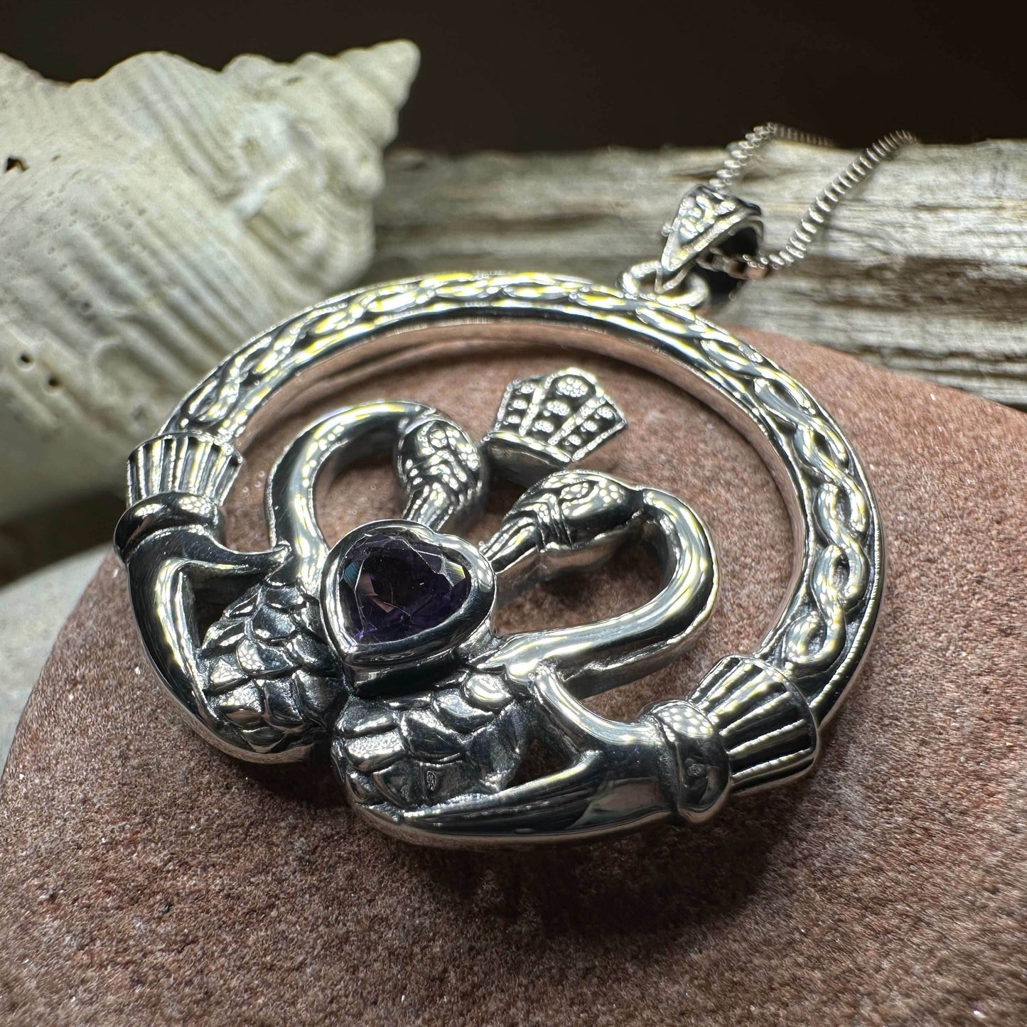 Celtic Swan Claddagh Necklace - 18 / Garnet
