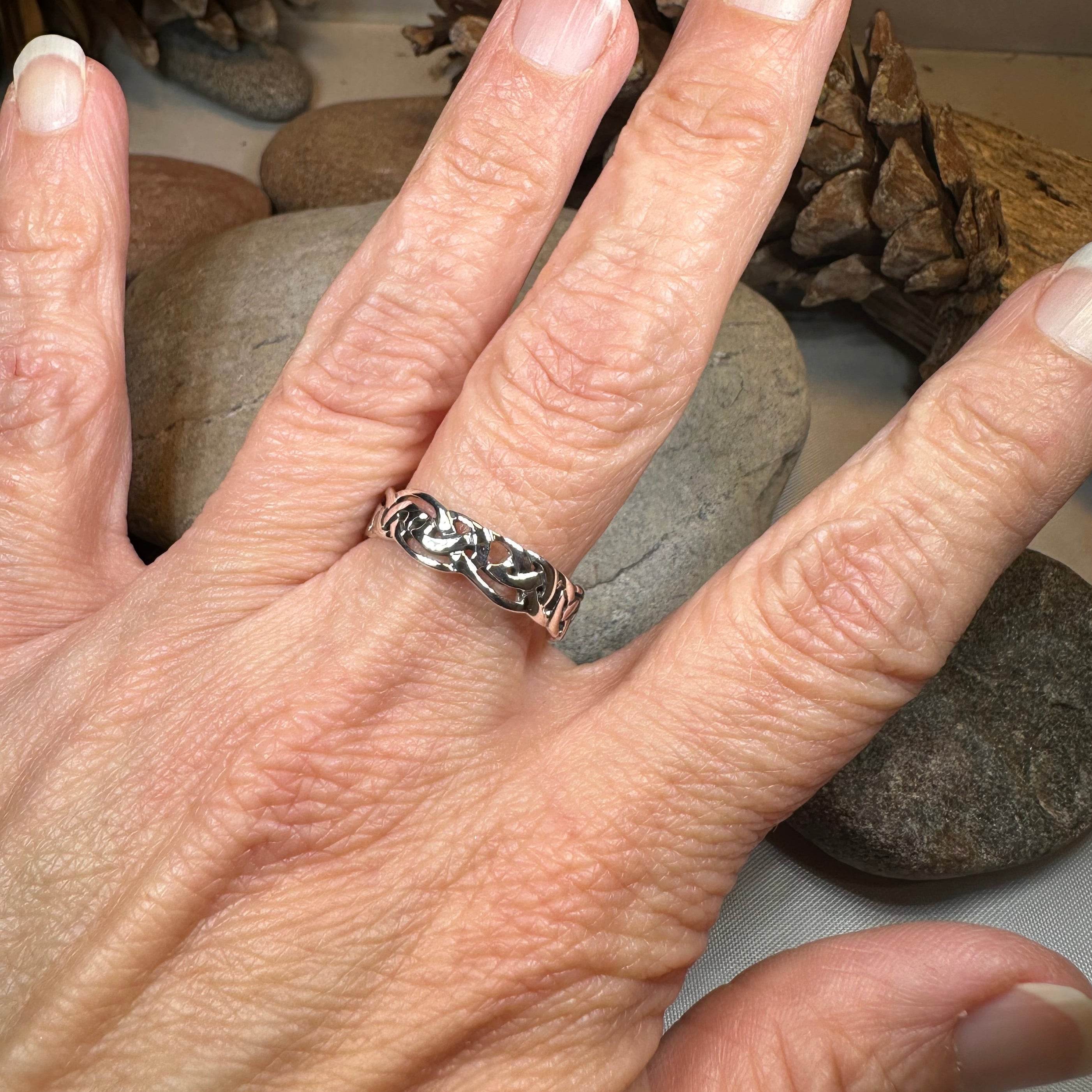 Celtic Sweet Heart Ring - 7