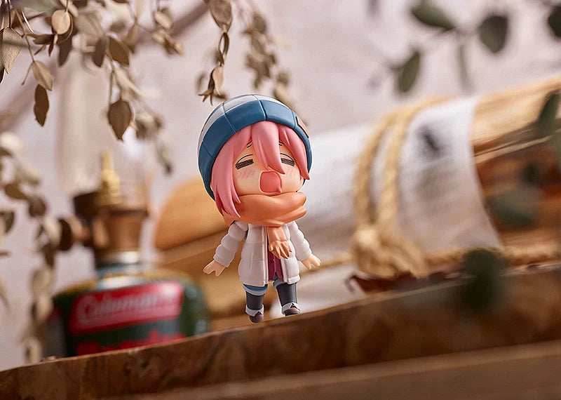 Laid-Back Camp Nendoroid 1623- DX Nadeshiko Kagamihara: Solo Camp Ver. DX Edition Figure - 