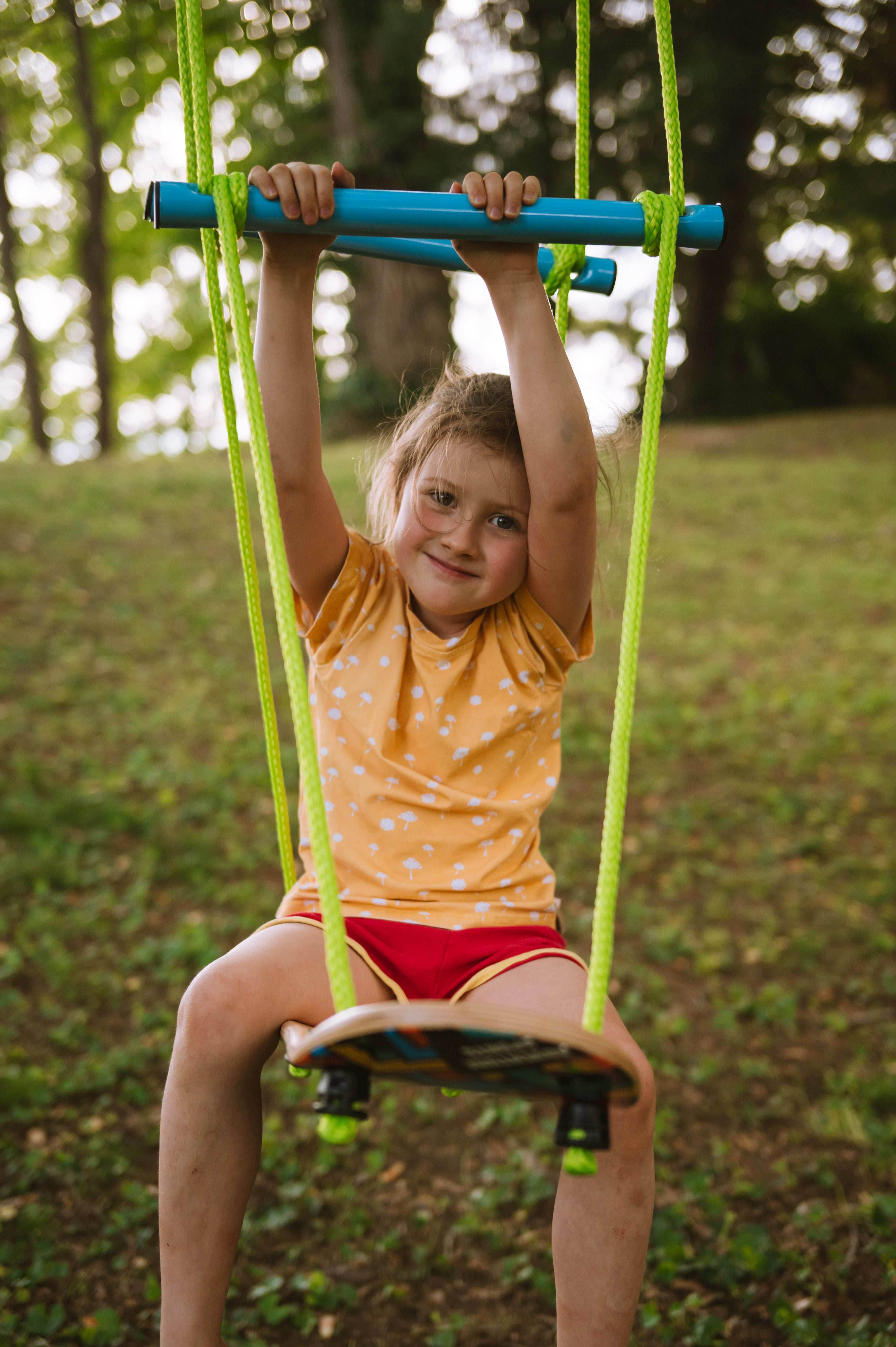 Adventure Skateboard Swing - 