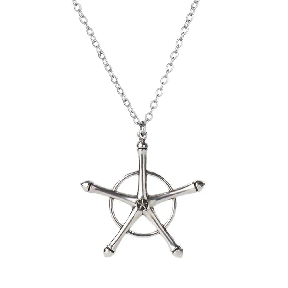 Bleach Ulquiorra Cifer Mask Anime Necklace Fashion Broken Masks Pendant Metal Choker Necklace