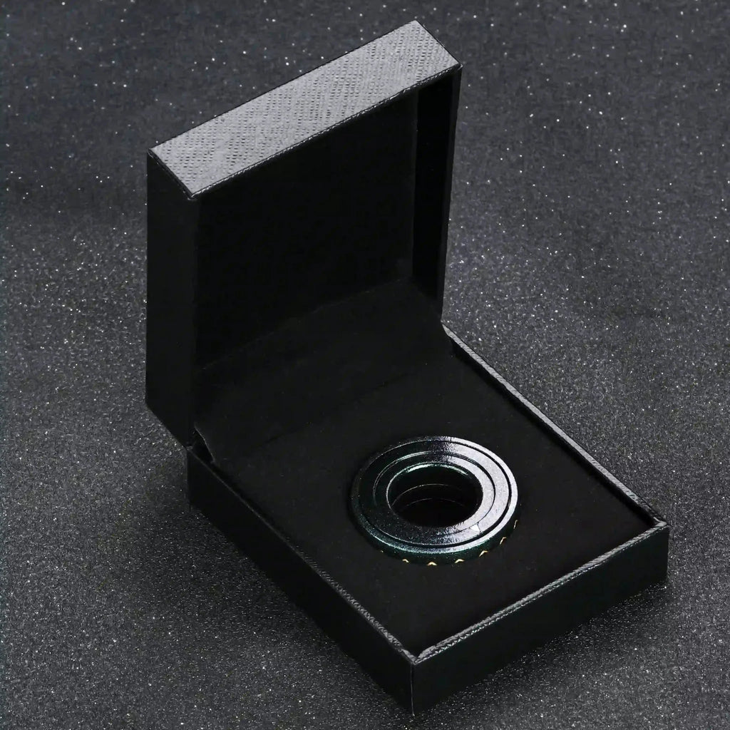 Cool Metal Fingertip Spinning D20 Dice Ring