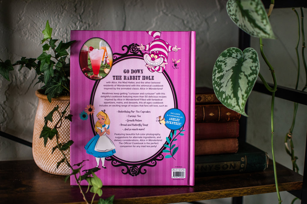 Alice in Wonderland: The Official Cookbook (Disney)