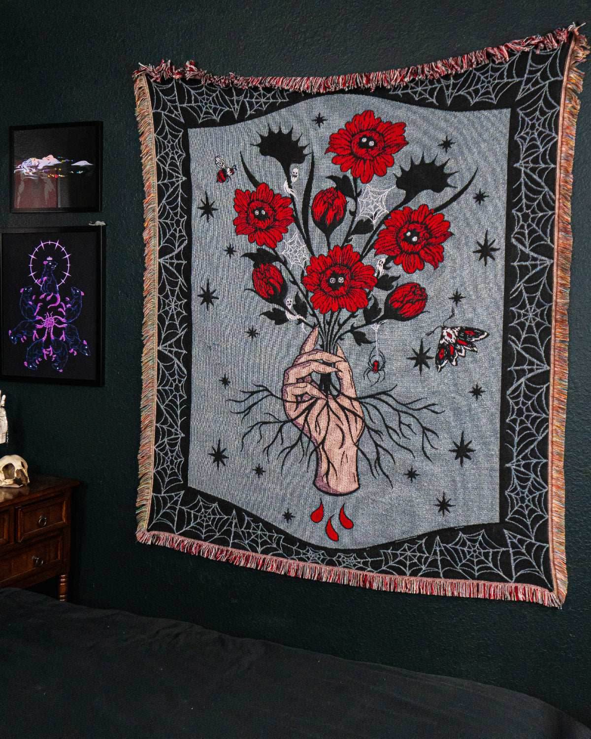 Eternal Bloom Woven Blanket - 