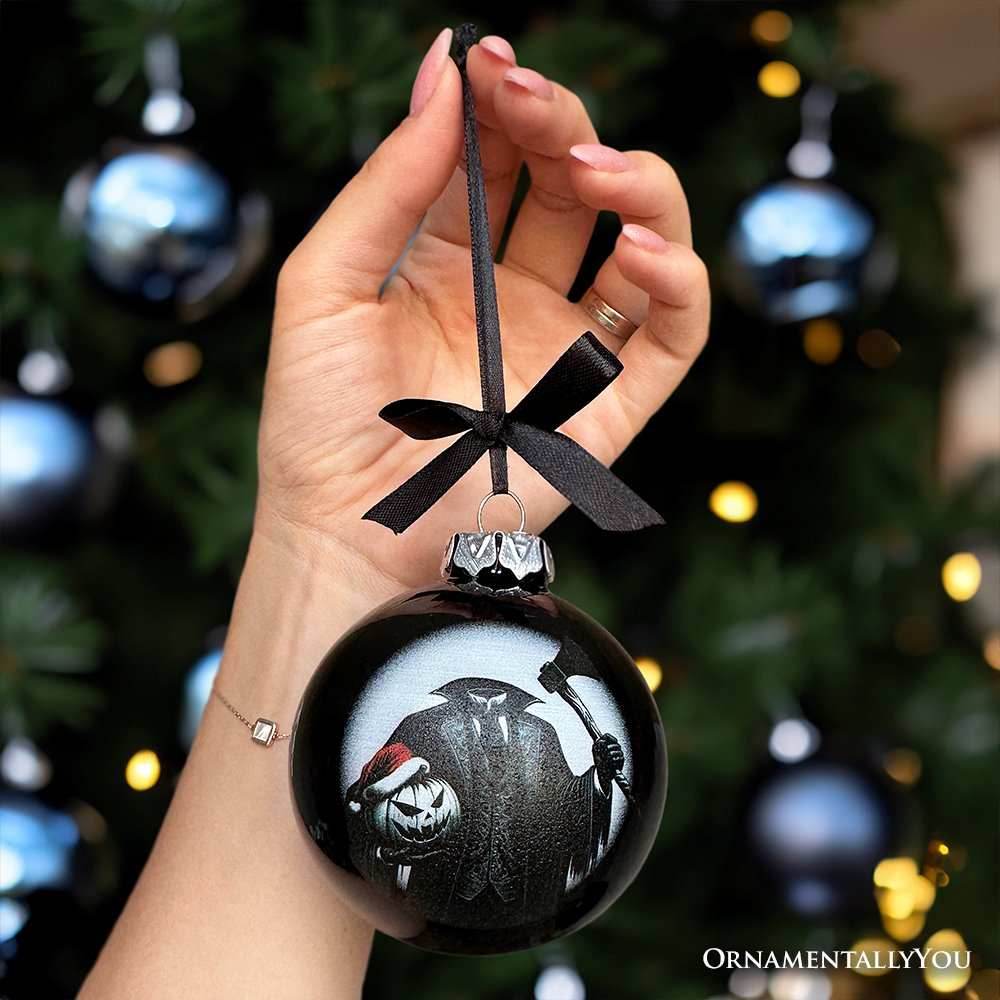 Headless Horseman Spooky Portrait Glass Christmas Ornament, Black Horror Halloween Tree Decoration - 