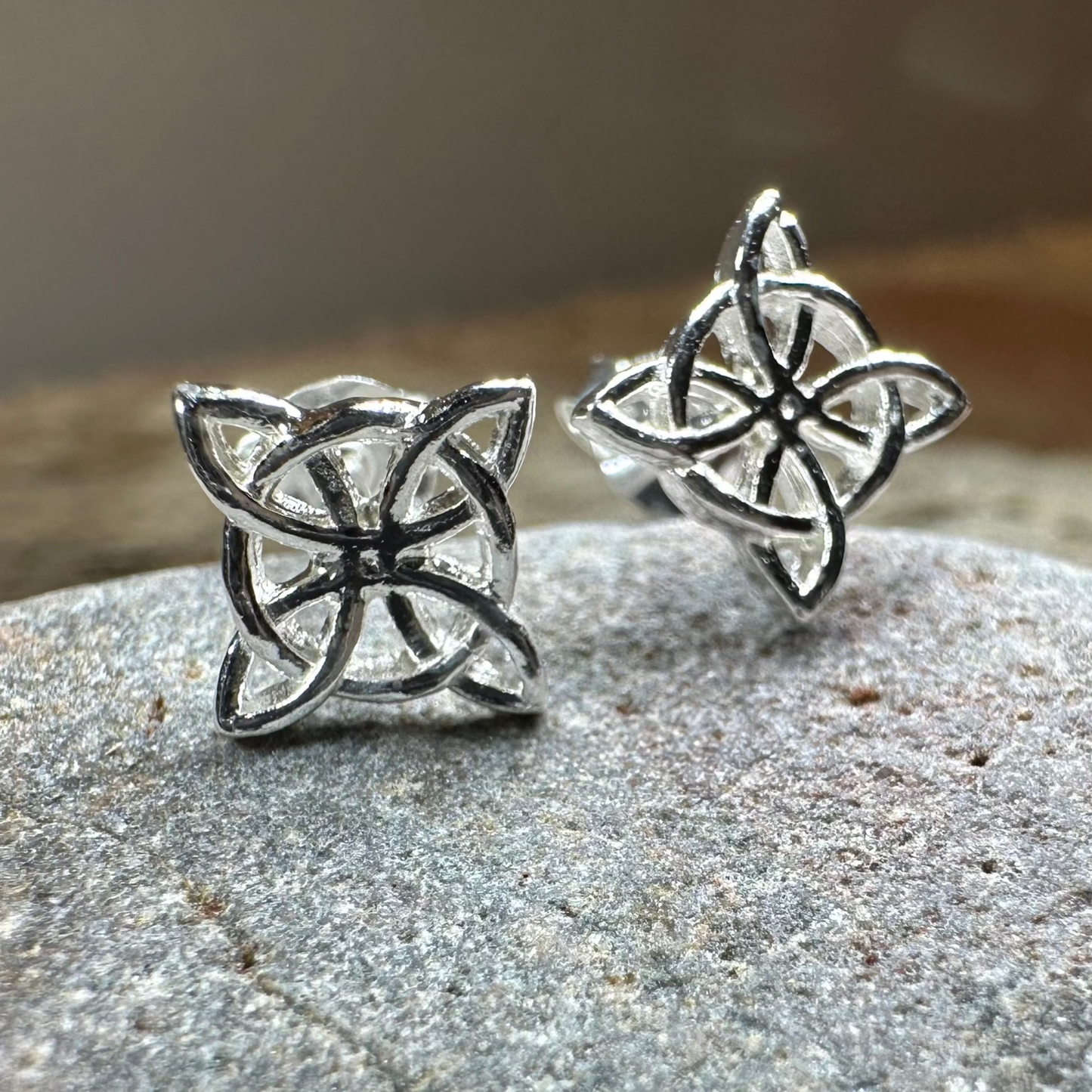 Trinity Knot Post Earrings