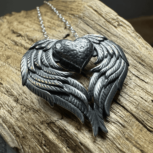 Seraphina Angel Wings Necklace - 18