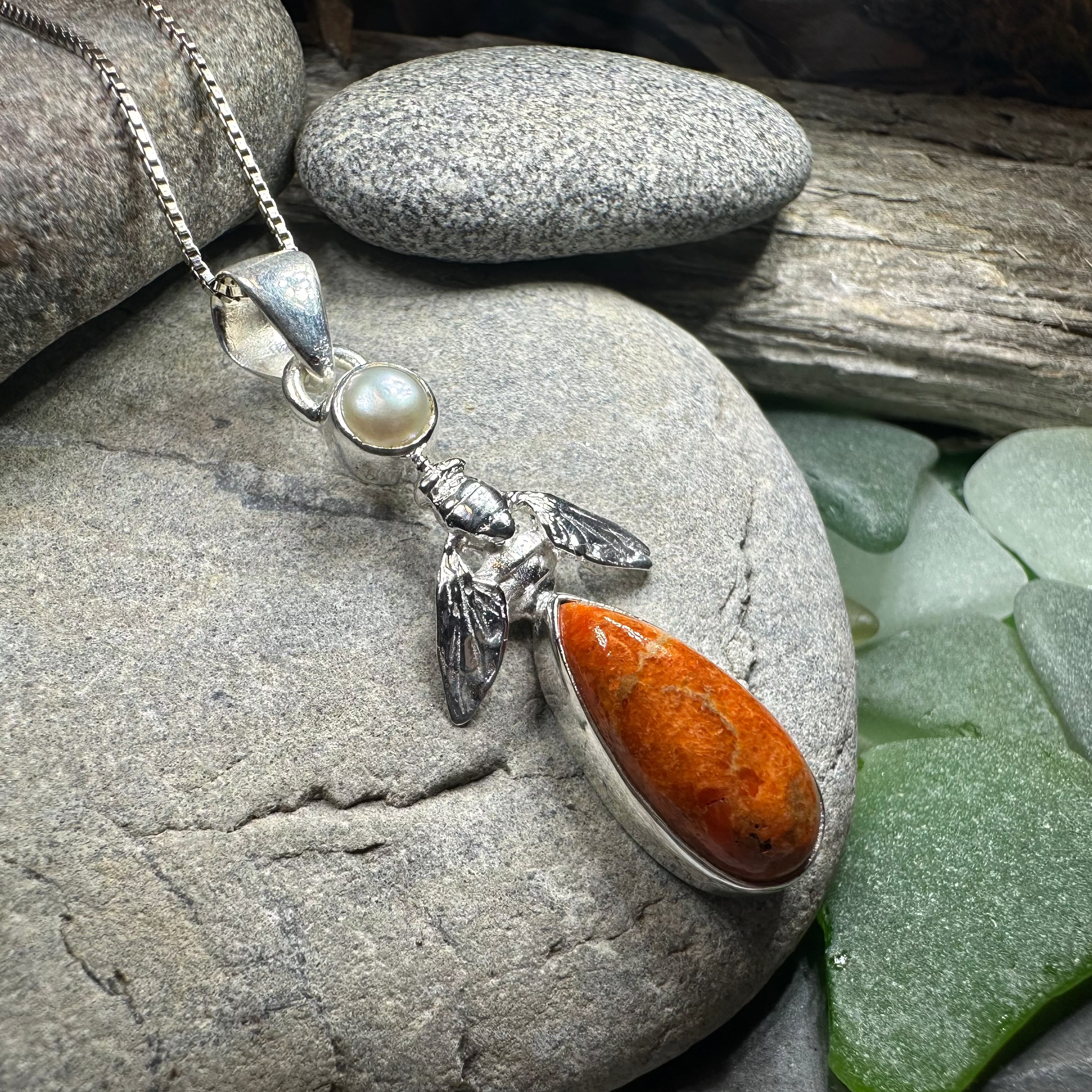 Summer Garden Bee Necklace