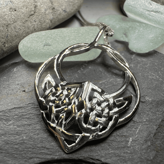 Lira Celtic Knot Necklace - 