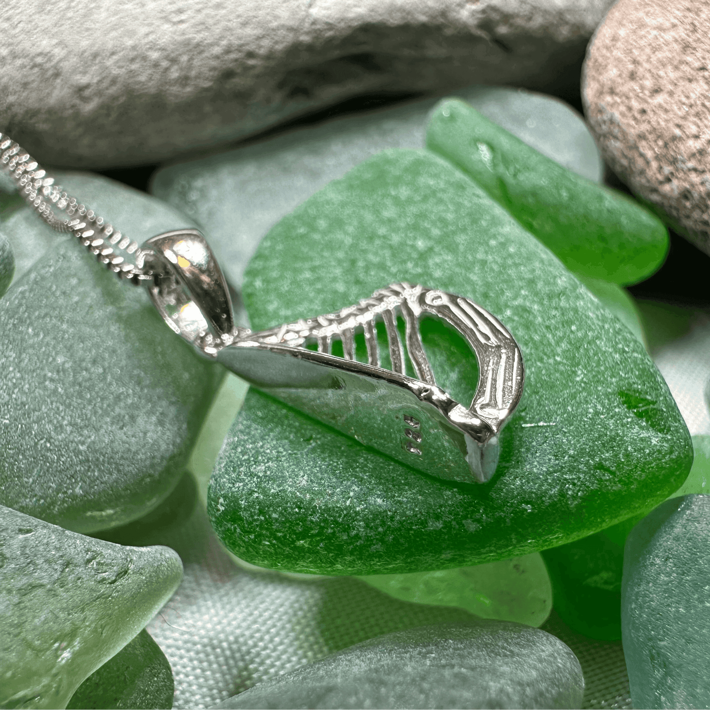Petite Irish Harp Necklace - 18