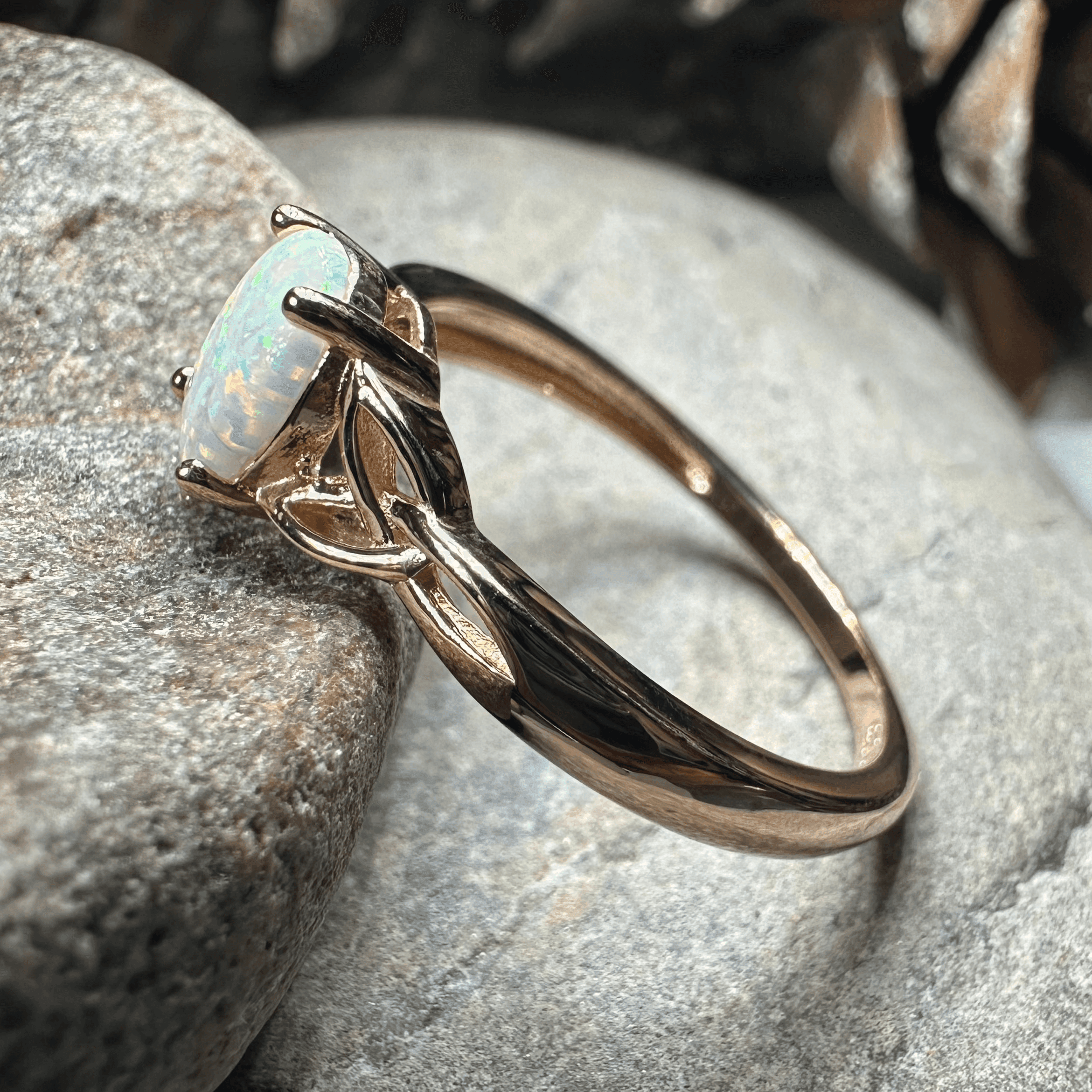 Scottish Mist Celtic Ring - 4 / Sterling Silver