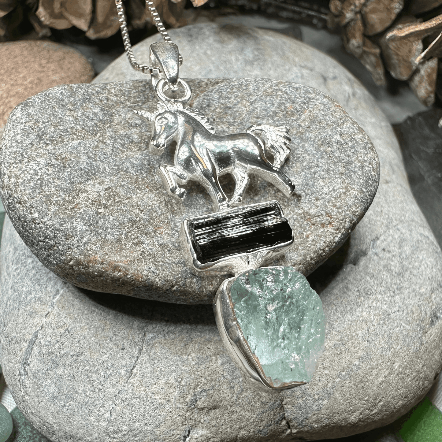 Skyprancer Unicorn Necklace - 18 / Aquamarine