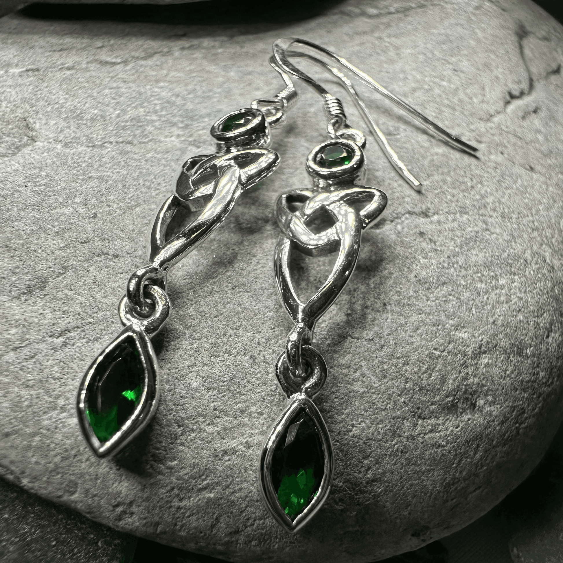 Holyrood Celtic Knot Earrings - Garnet