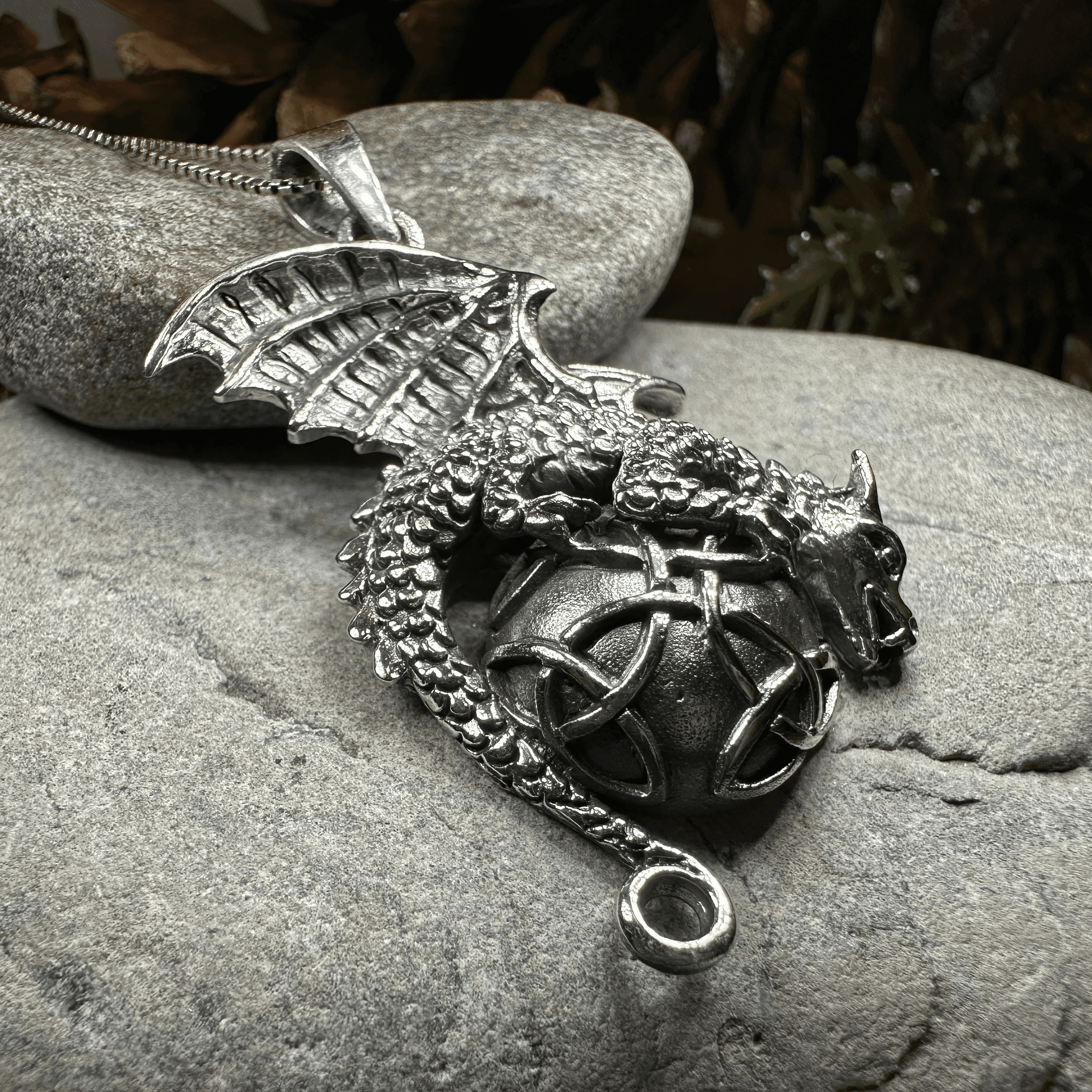 Archion Dragon Moon Necklace - 18