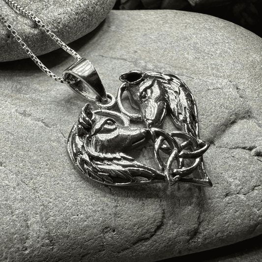 Wolf Lovers Necklace - 18