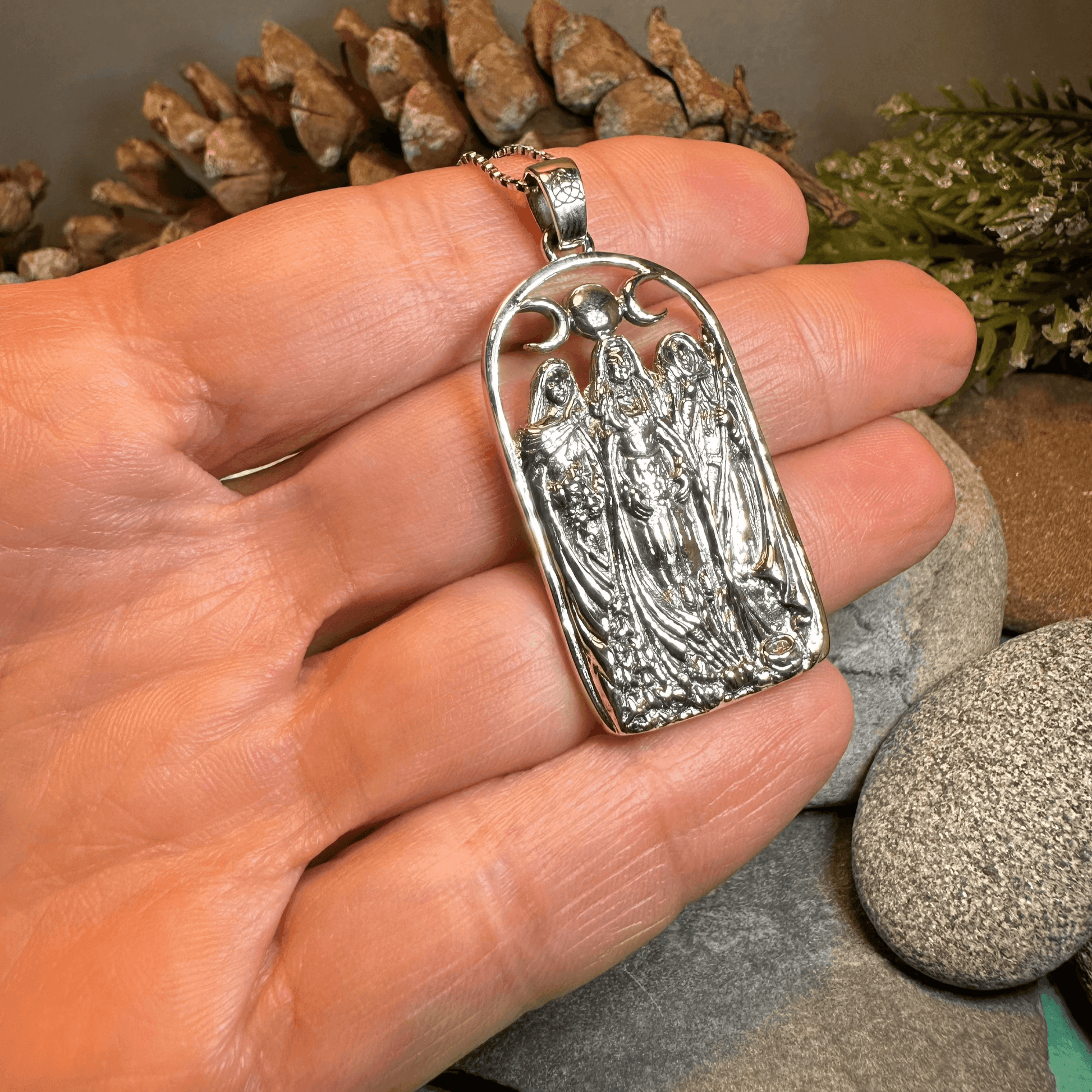 Hecate Triple Goddess Necklace - 18
