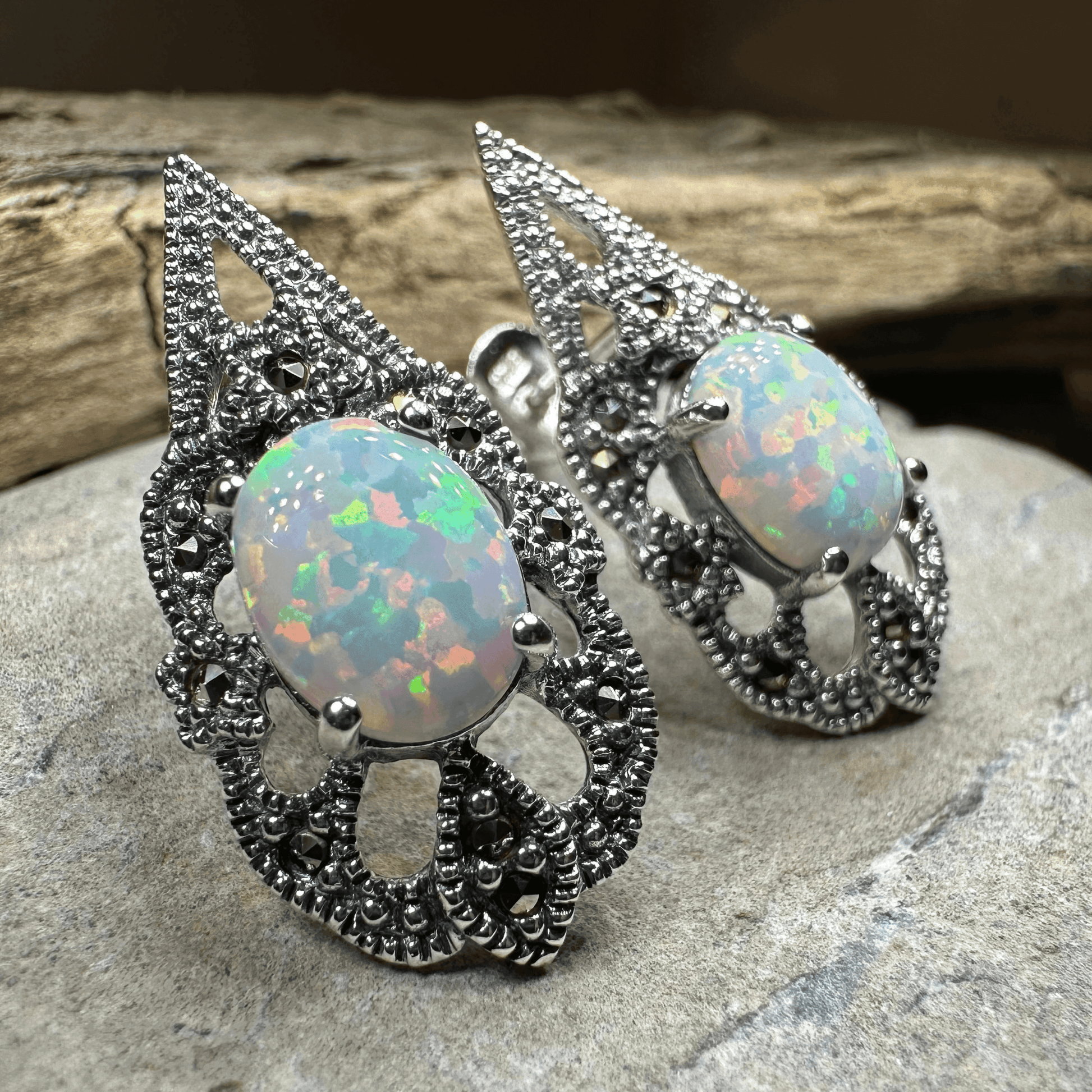 Love Knot Amethyst Earrings - 