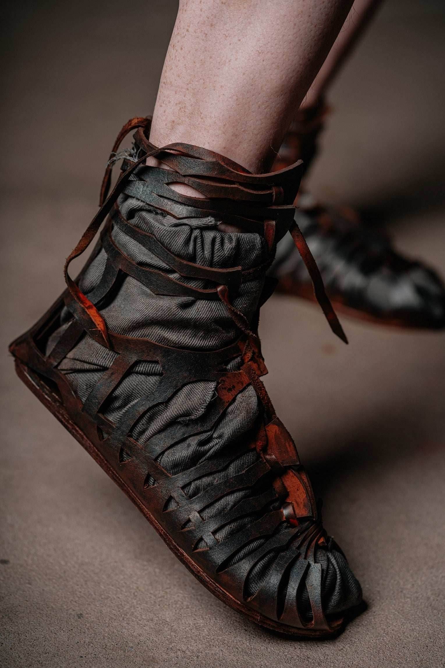 Leather gladiator sandals - 5US