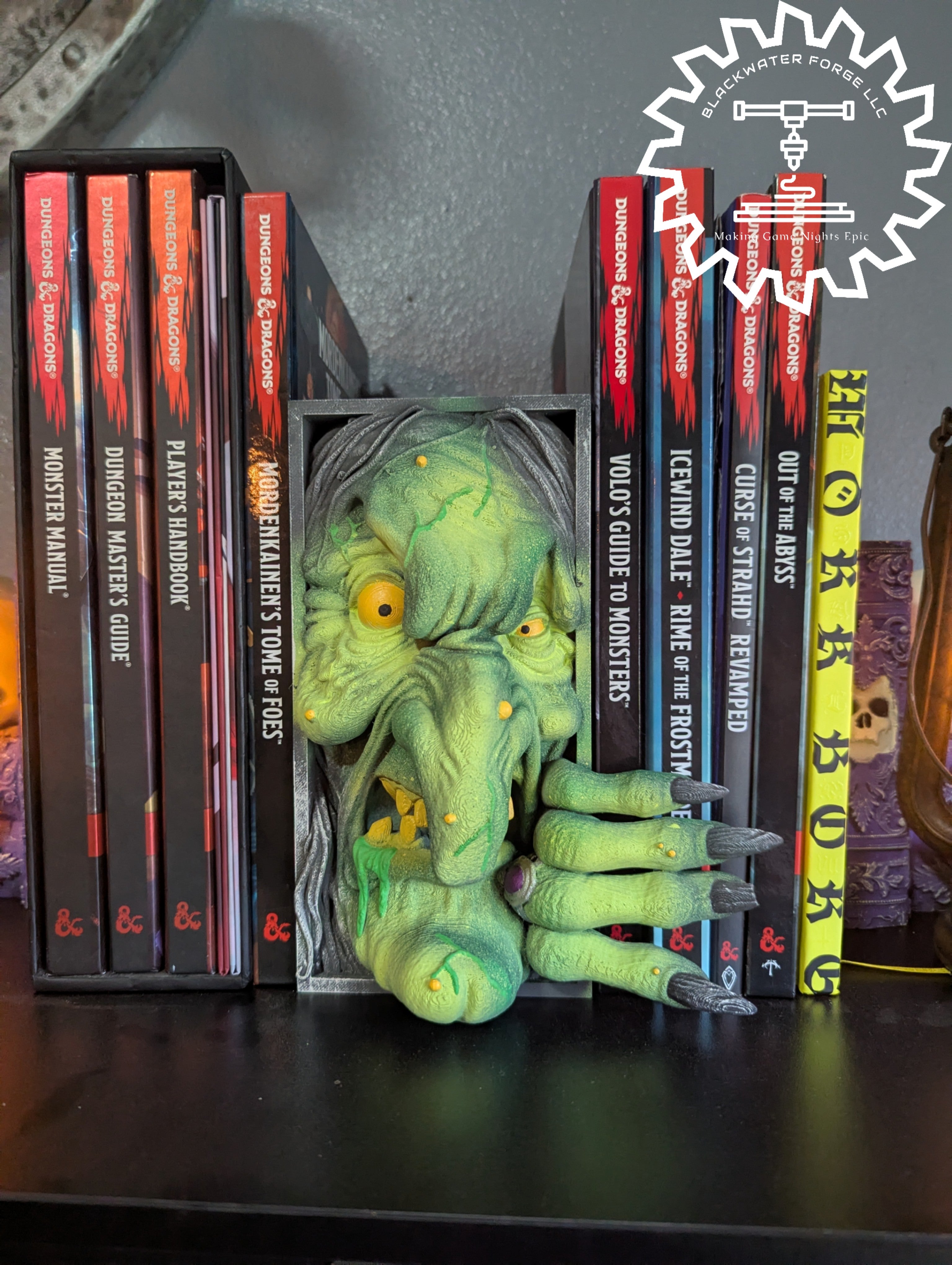 Baba Yaga Witch 3D Printed Book Nook- Miniatures of Madness- Bring Eerie Folklore to Life!