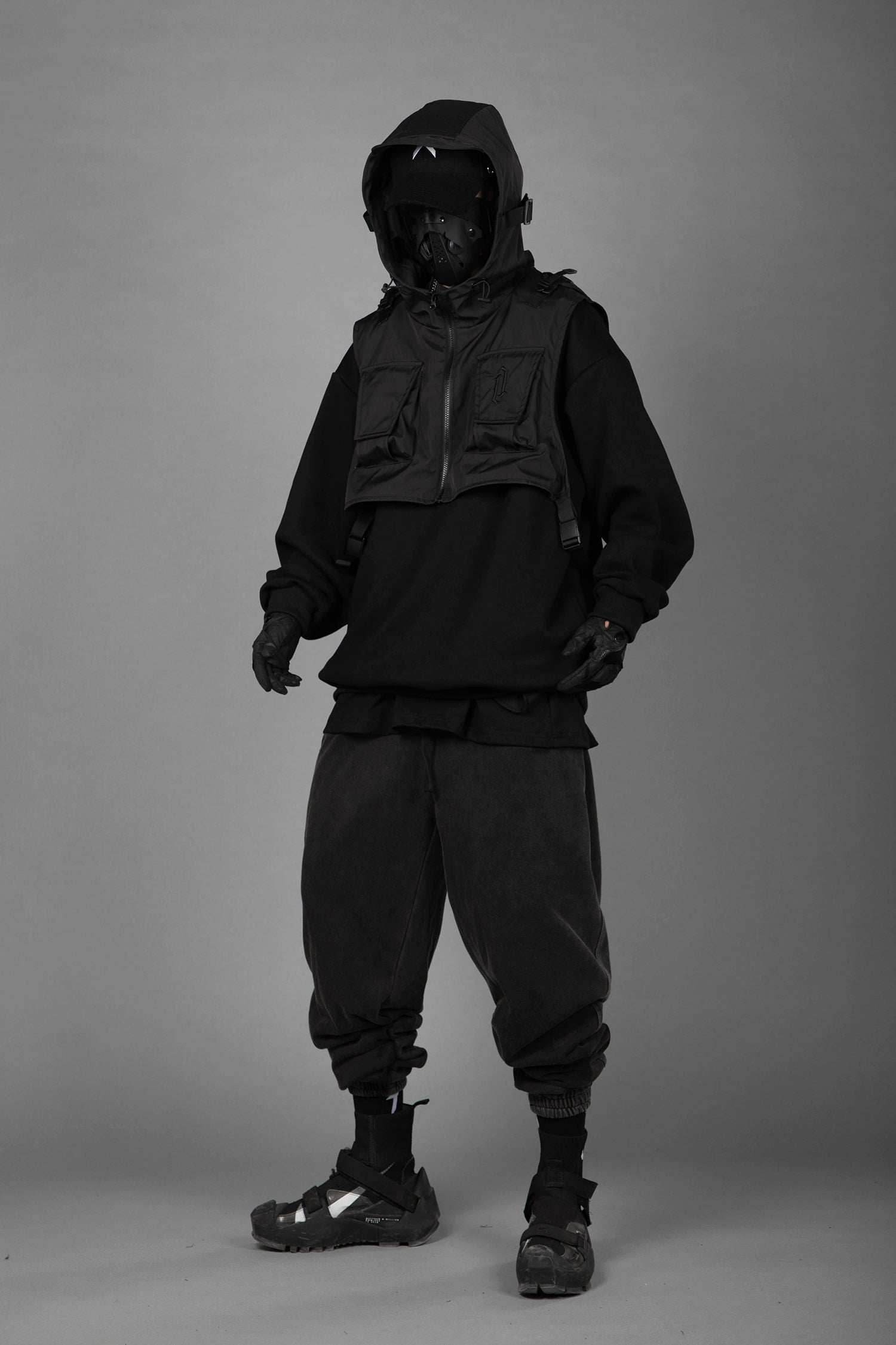 HiH34 Black Tech Guard Hoodie - Black / M