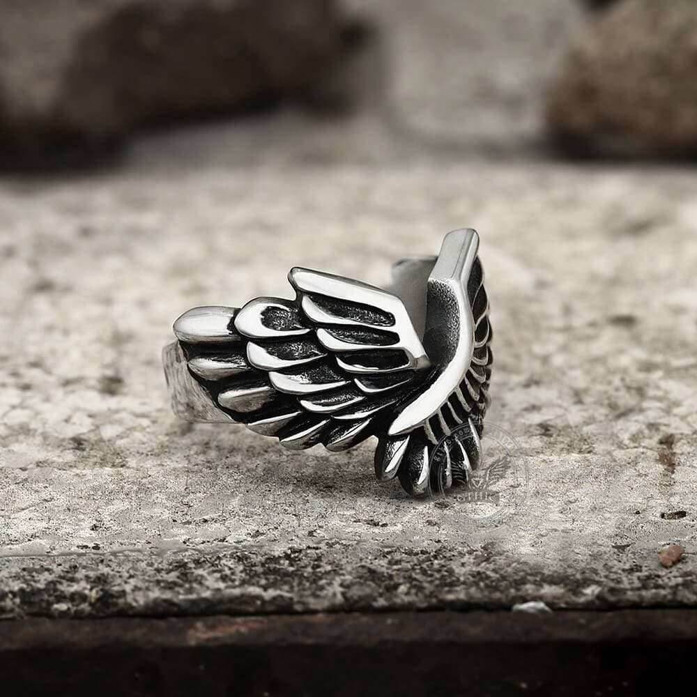Angel Wing Stainless Steel Beast Ring - Stainless Steel / 7