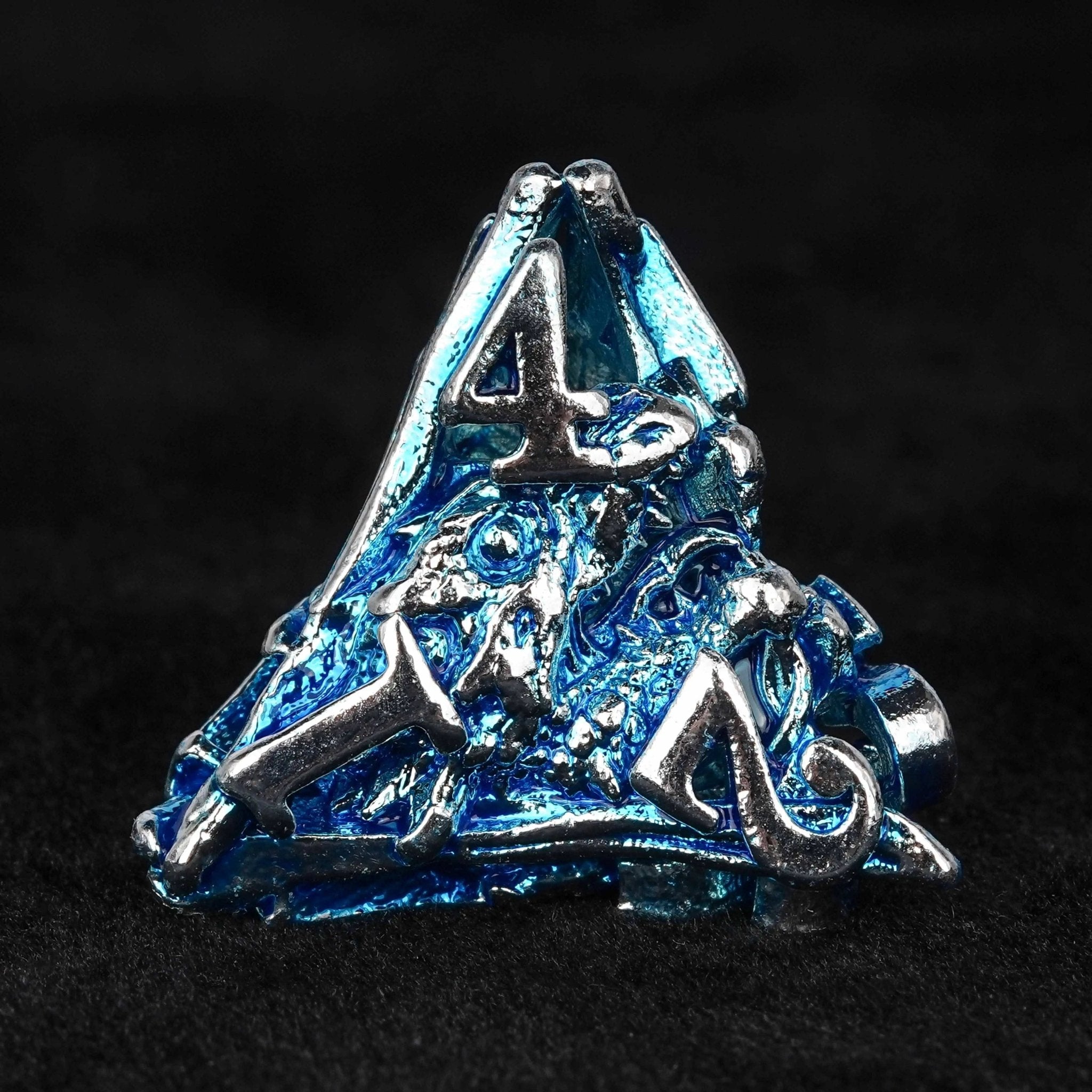 Balor Style - Silver Blue Dragon Head Metal Hollow dnd Dice Set