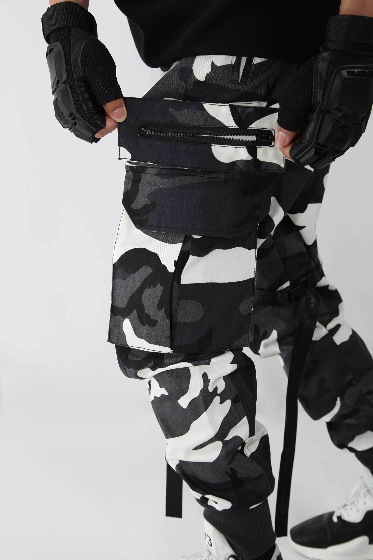 IBP1828 Noble Cargo Pants - Camo / S