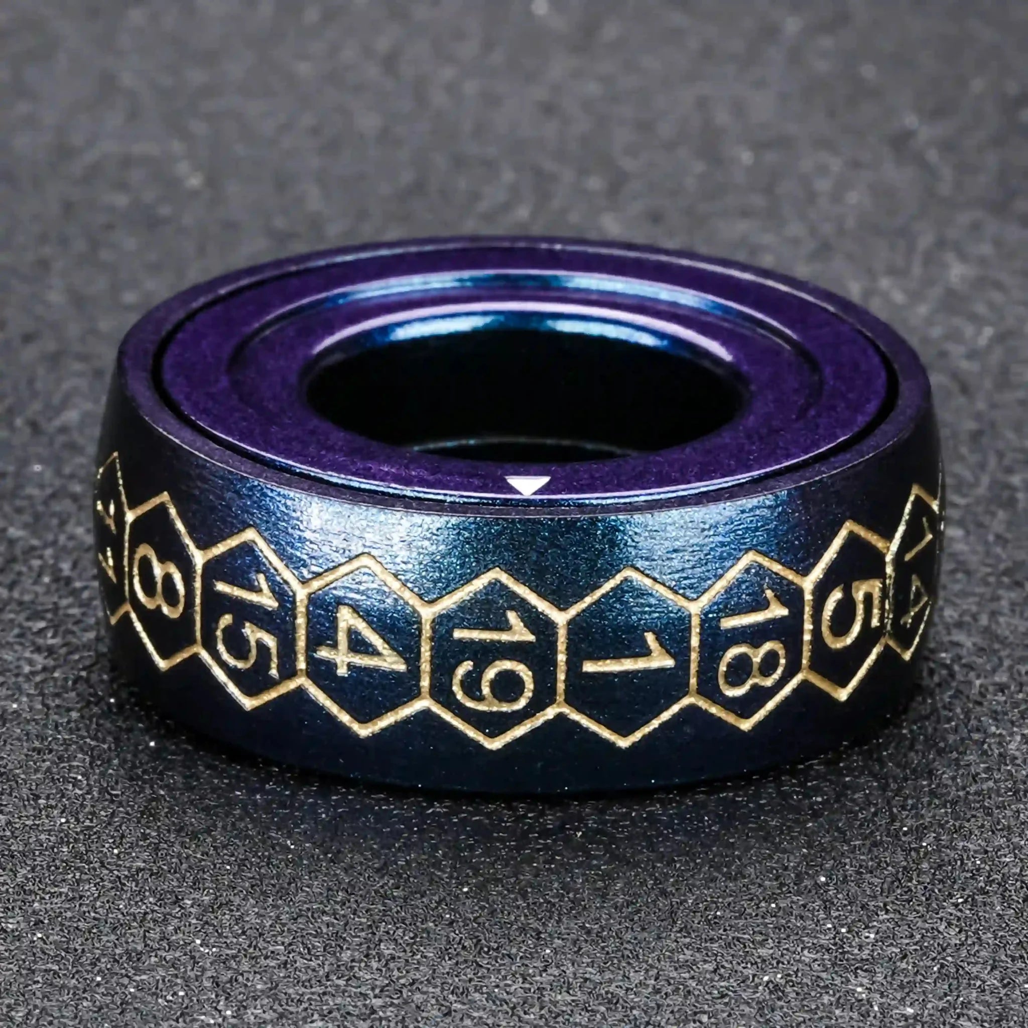 Cool Metal Fingertip Spinning D20 Dice Ring