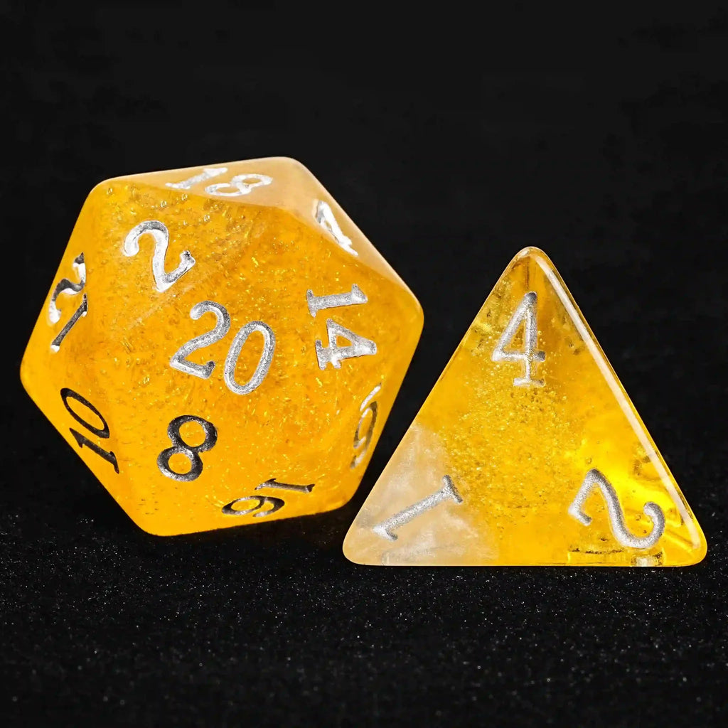 Budweiser Yellow Beer Resin Dice Set: Rolling for a Golden Happy Hour