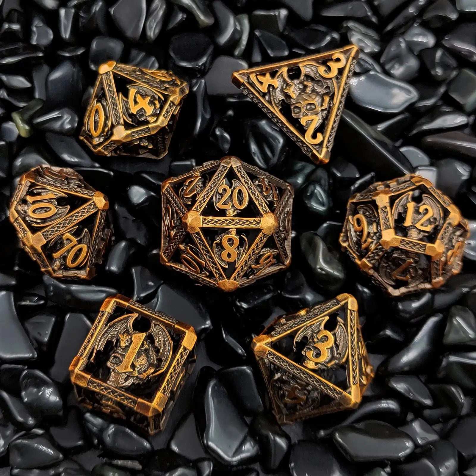 Cool Metal Skull Flying Dragon Hollow DND Dice Set