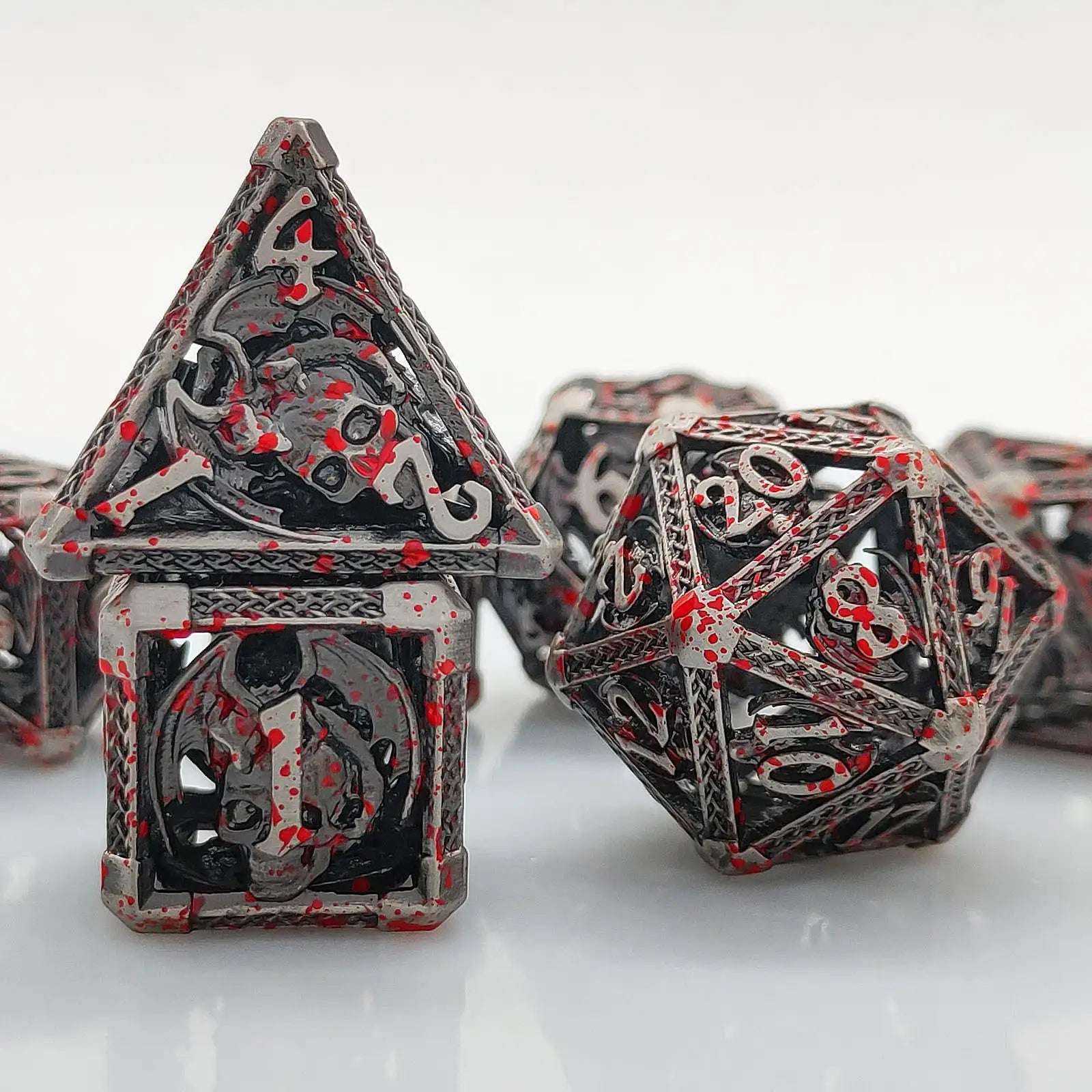 Cool Metal Skull Flying Dragon Hollow DND Dice Set
