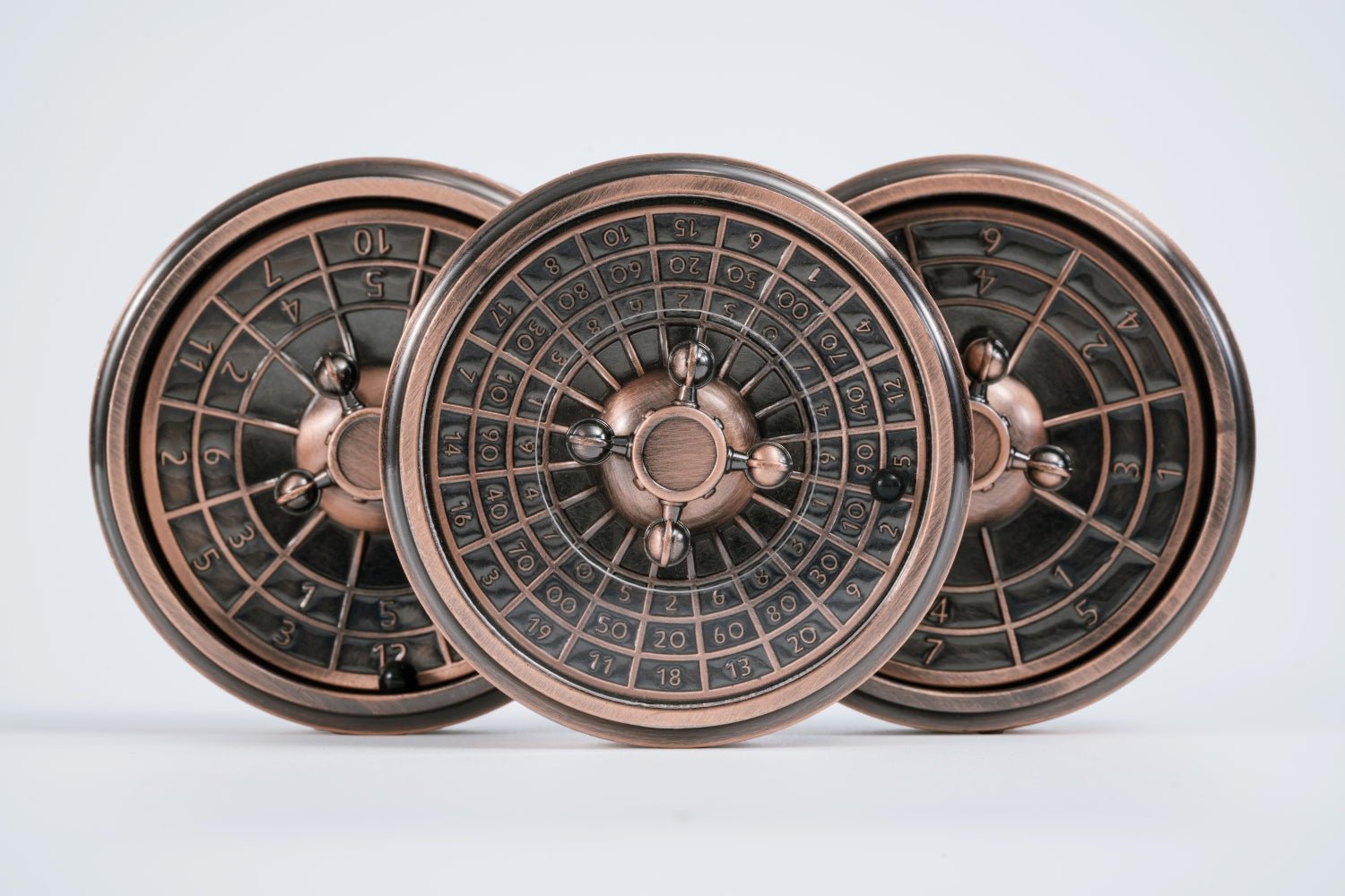 Dice Spinner — Multi-Functional Metal Wheel of Fortune DND Dice Spinner