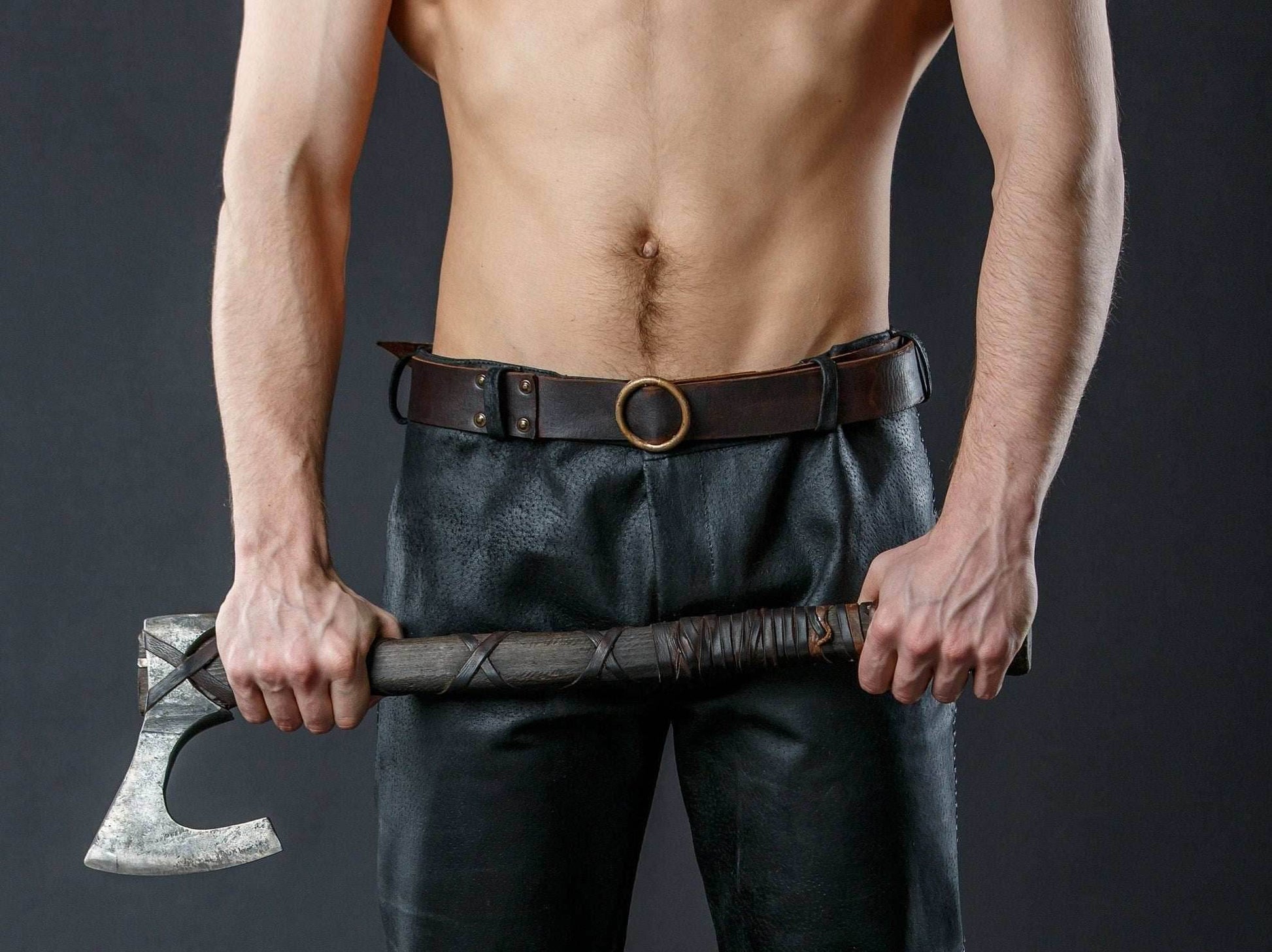 Medieval viking leather belt - Brown