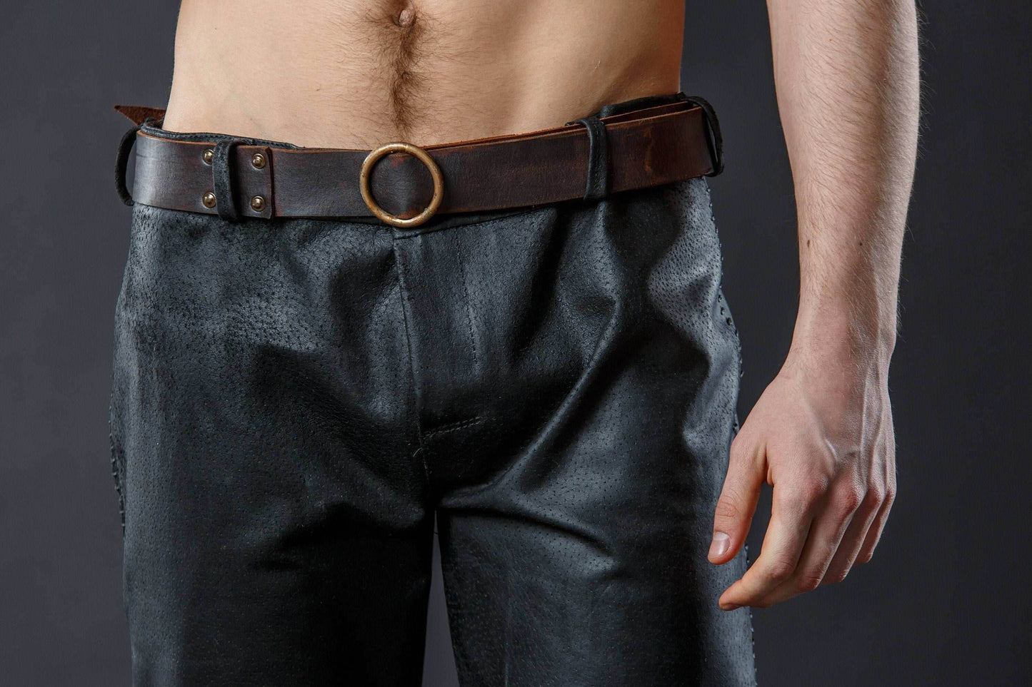 Medieval viking leather belt - Brown