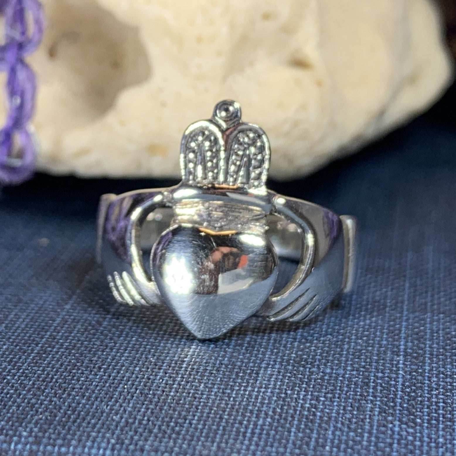 Cobh Claddagh Ring - 6