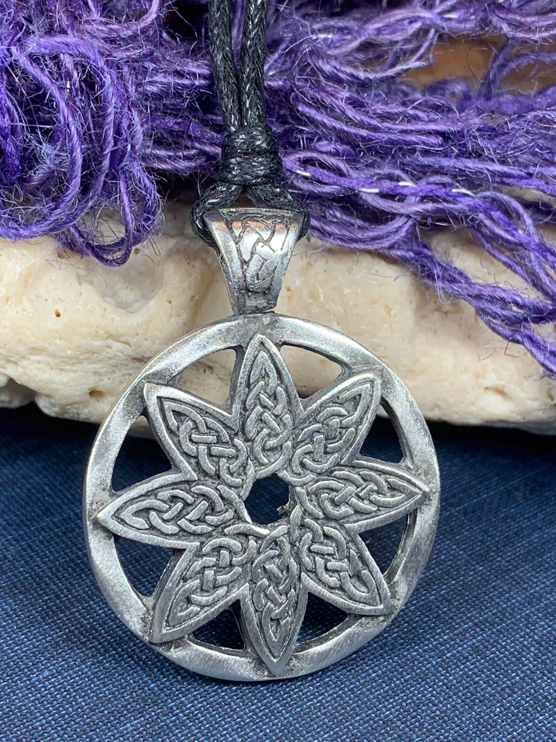 Celtic Knot Flower Necklace - 