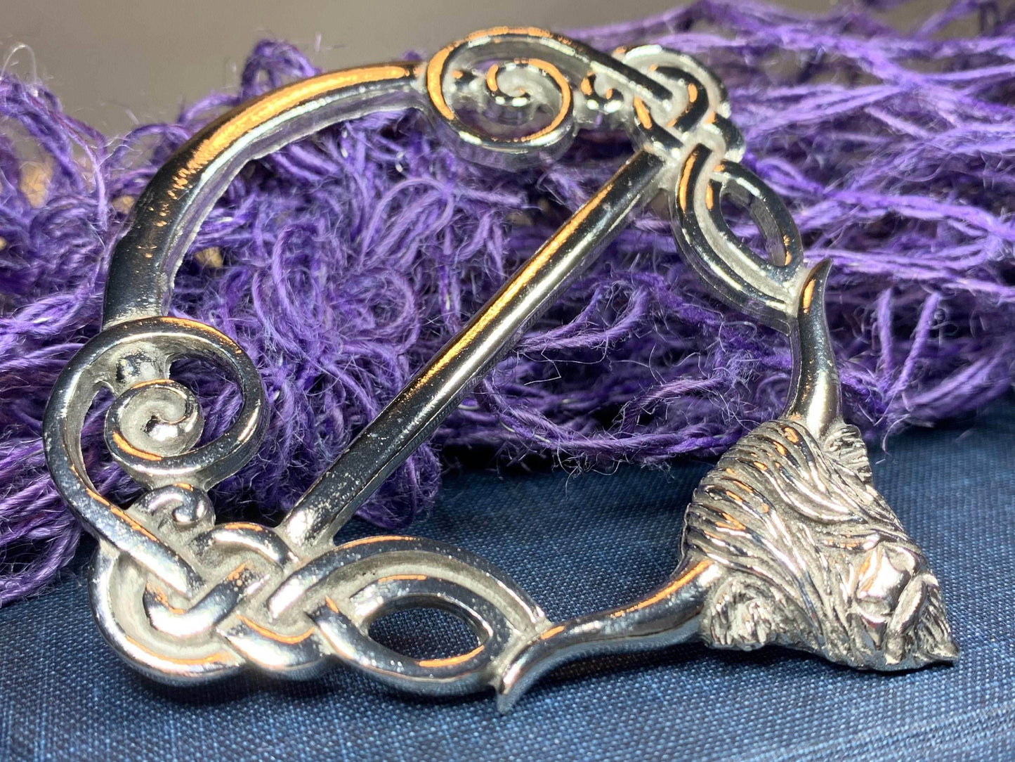 Pewter Scotland Highland Cow Scarf Ring - 