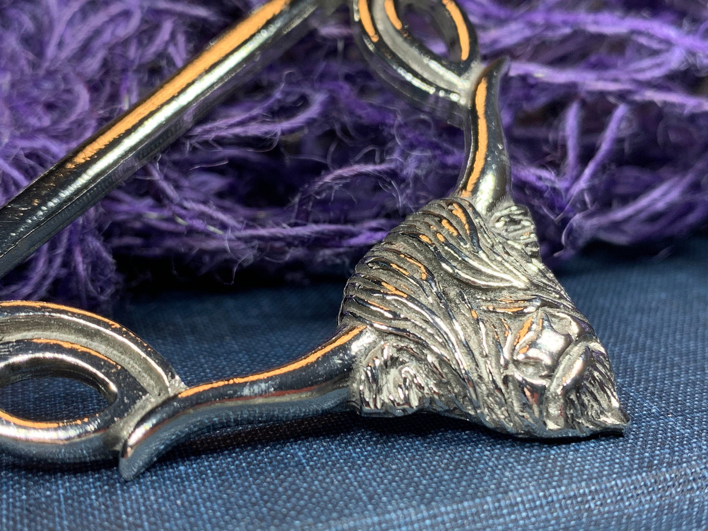 Pewter Scotland Highland Cow Scarf Ring