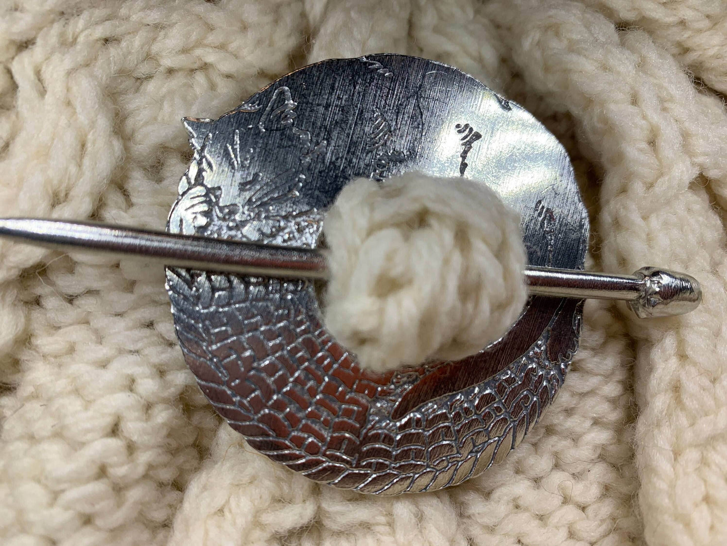 Cozy Cat Scarf Ring - 