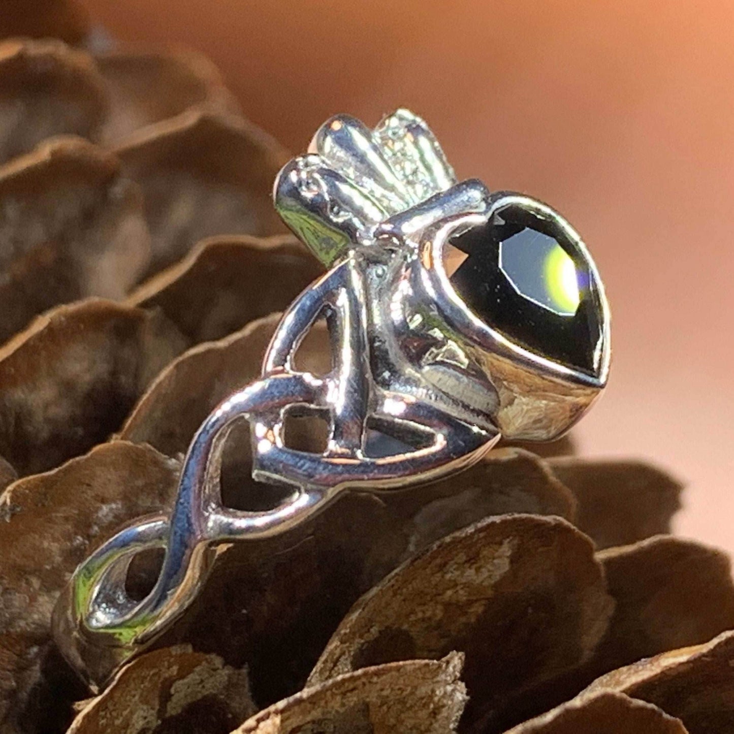 Agivey Claddagh Ring - 5 / Black