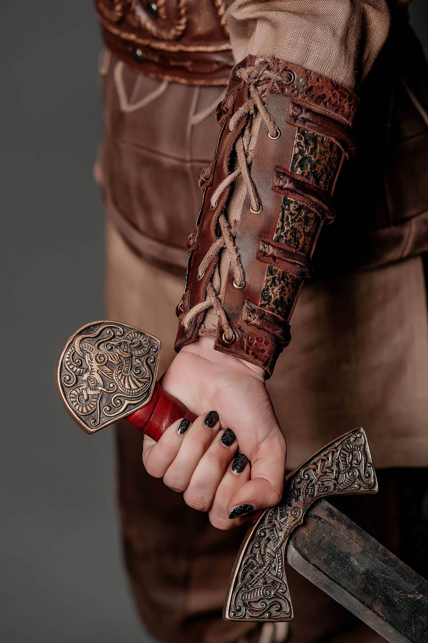 Porunn medieval leather bracers (Vikings) - for one hand