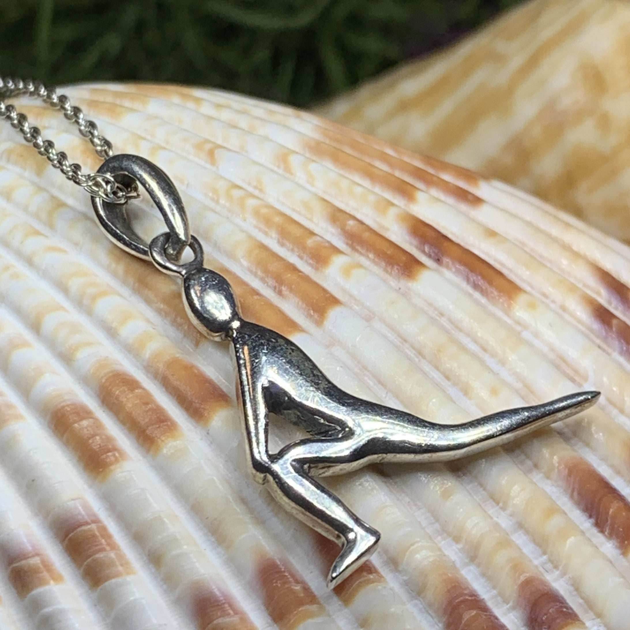 Serenity Yoga Pose Necklace - 18